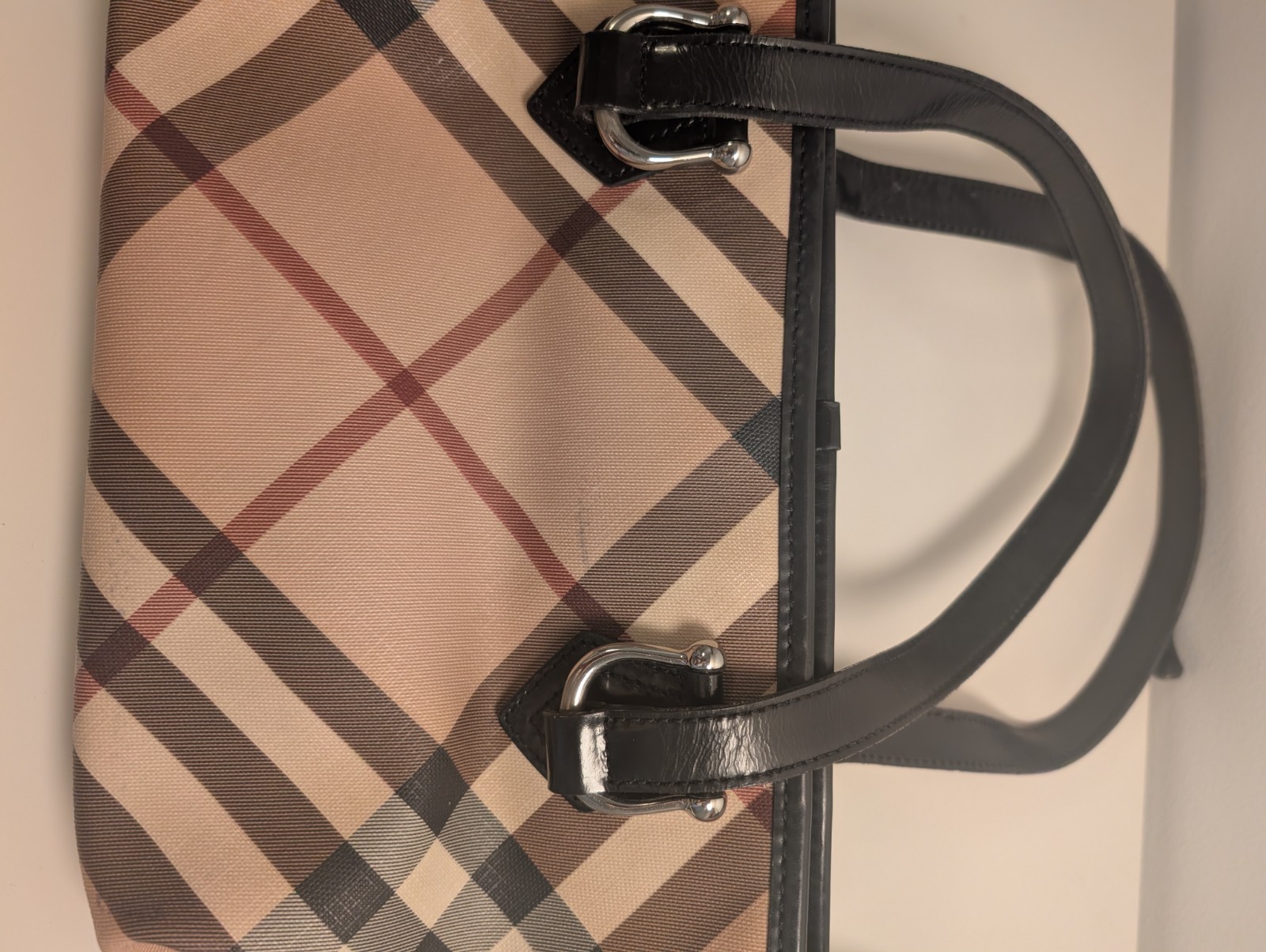 Burberry Nova Check Shoulder Bag thumbnail 5