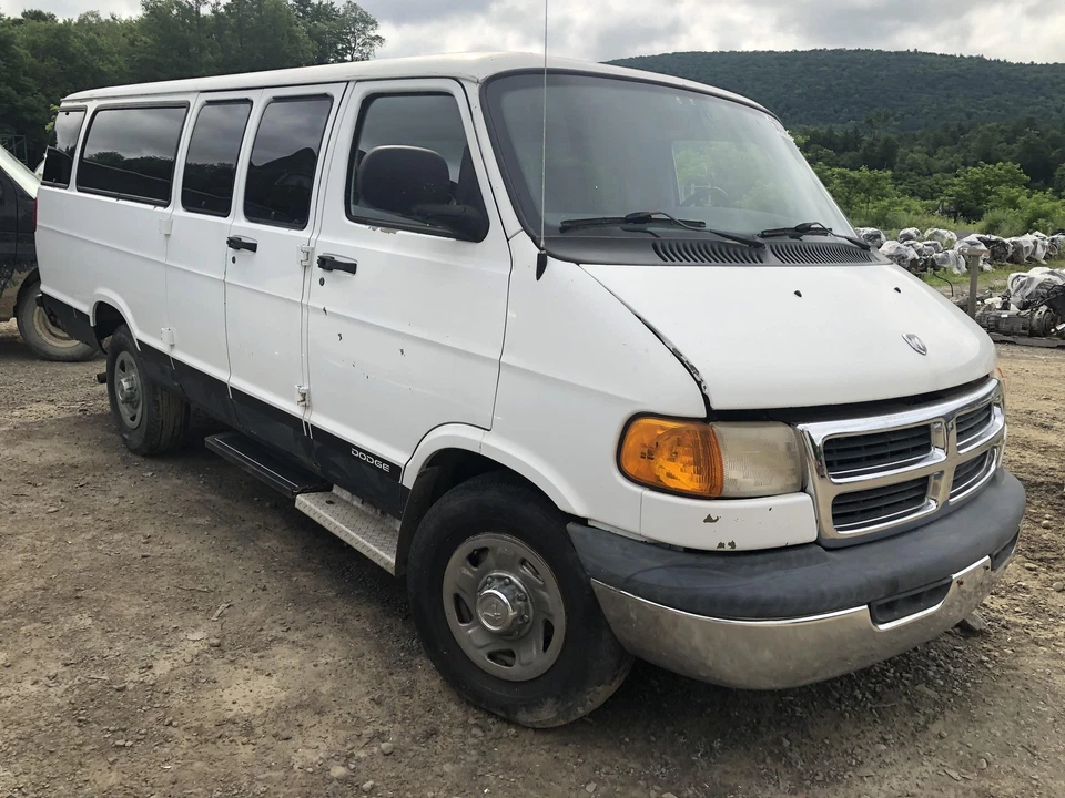 Motor soplador 00 Dodge Van serie 3500 Foto 4 de 4