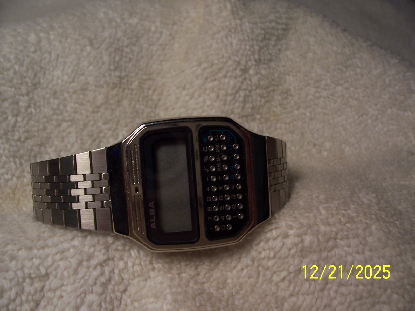  MANS ALARM IS CALCULATOR VINTAGE  AS - W/WATCH  ALBA - vintagewatches.pk