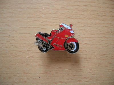 Pin Anstecker Kawasaki ZZR 1100 / ZZR1100 Modell 1995 rot red Motorrad Art. 0504