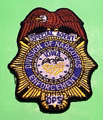 IOWA  DIVISION OF NARCOTICS ENFORCEMENT  DPS  VINTAGE  3 1/2''  FREE SHIPPING!!!