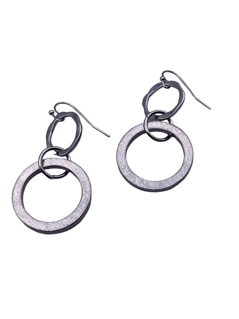 Silvertone Circle Drop Earrings 2" Dangle Pierced… - image 1