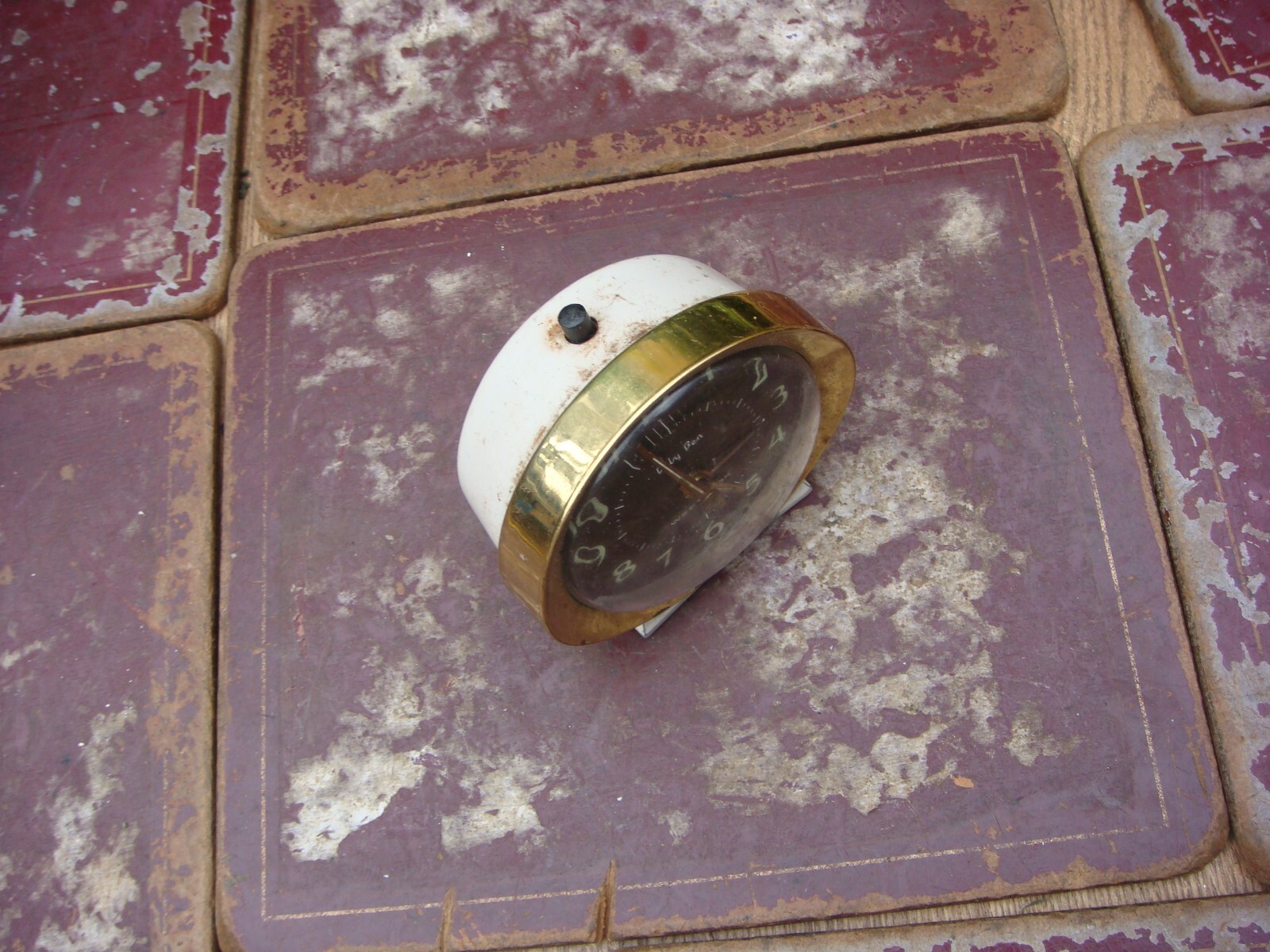 Old Vintage Antique Mantel Clock For Spare to repair eBay