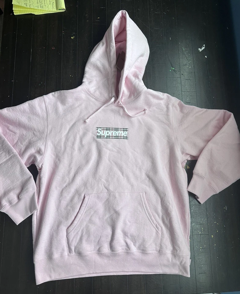 Nueva sudadera con capucha Supreme Burberry rosa para mujer talla mediana Foto 4 de 4