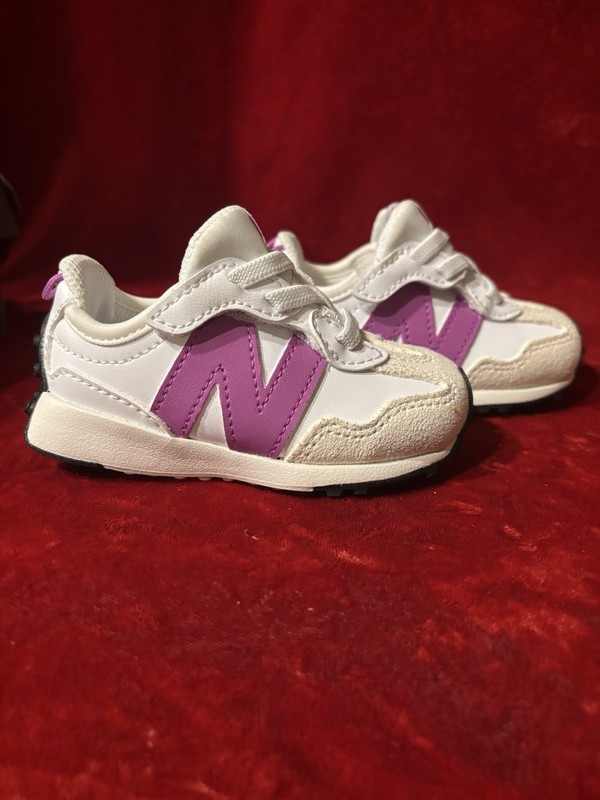 New Balance Kids' 327  Purple/White Size 4 M Shoe