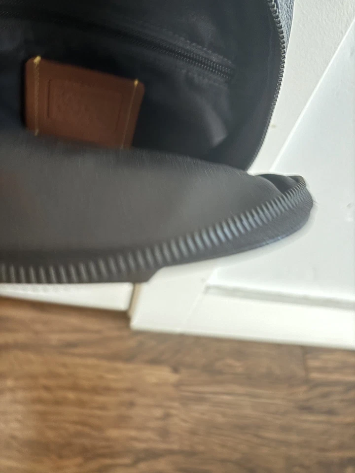 Coach Ethan Black Pebbled Leather Sling Pack Shoulder Bag Clean  - Image 2 of 4