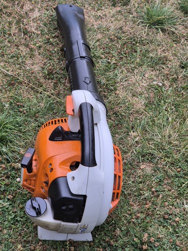 stihl bg 86 benzin laubbläser Baujahr 2022