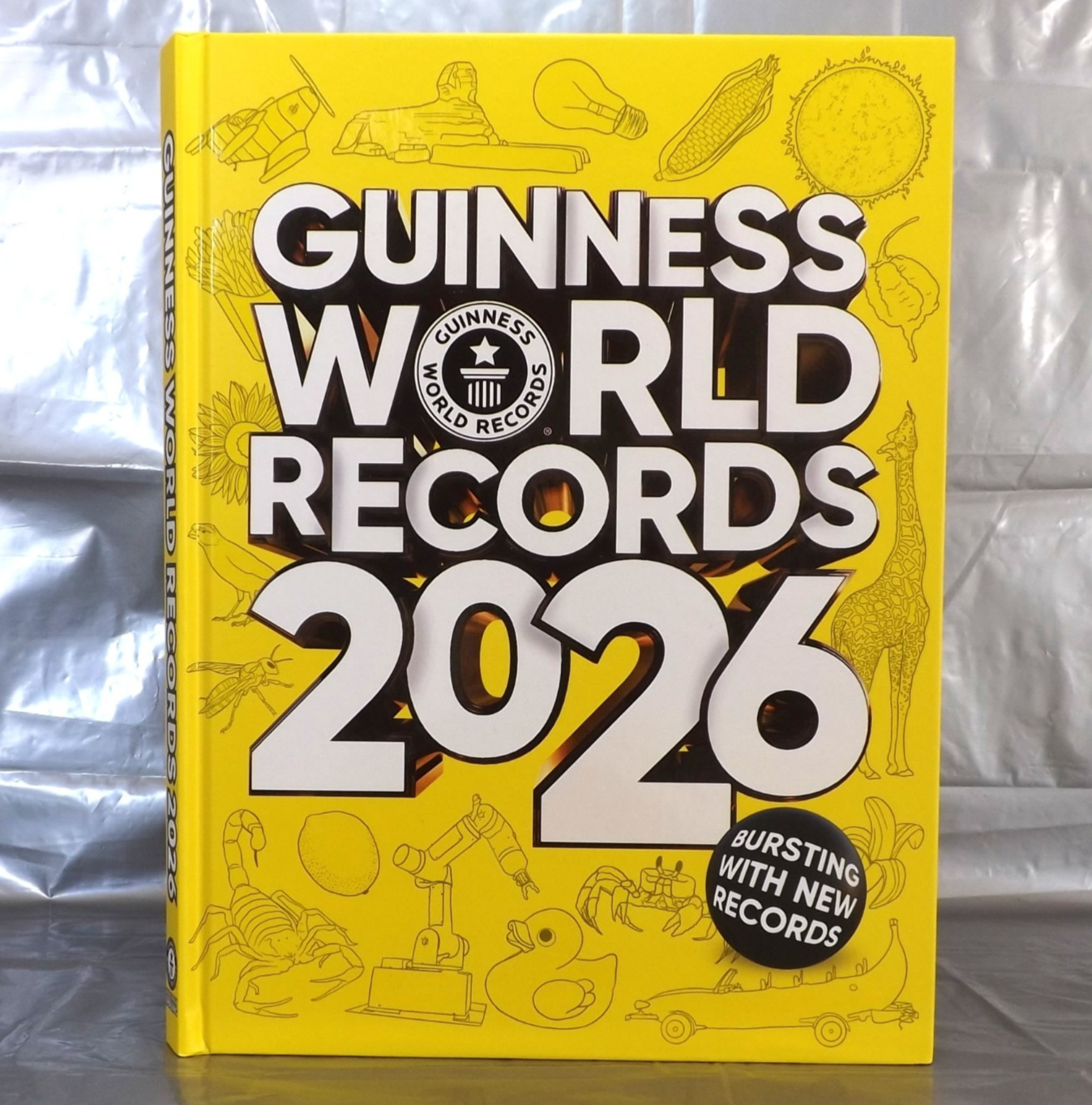 Guinness World Records 2026 Annual Hardcover Book 256 Pages Unread