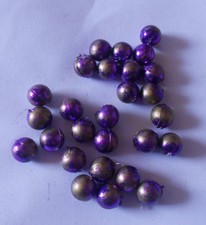 Lot of used beads, balls (Y249) 😊 Take a look! box to go with it?