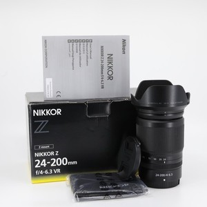 Nikon Z 24-200mm F4-6.3 VR AF Zoom Lens In Very Good Condition