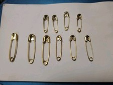 10 Assorted Safety Pins, 4 X Small, 3 Small, 3 Medium