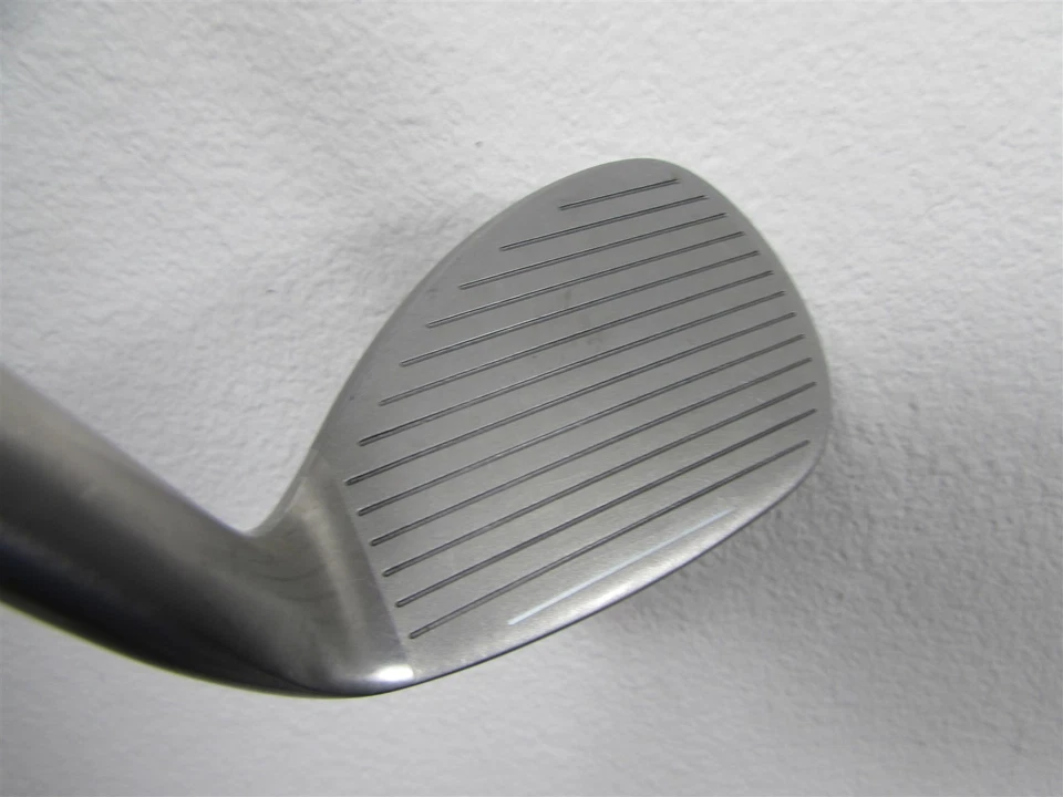 LH Tour Edge Golf HOT LAUNCH X525 48* Approach Wedge Senior Flex Graphite Shaft - Image 3 of 4