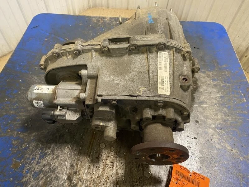 Jeep Grand Cherokee 2005-2010 conjunto de caja de transferencia de 4,7 L y 5,7 L NV 245 USADO Foto 3 de 3