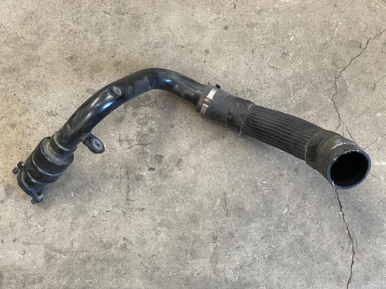 Maserati Ghibli 2014-2017 Right Hose pipe