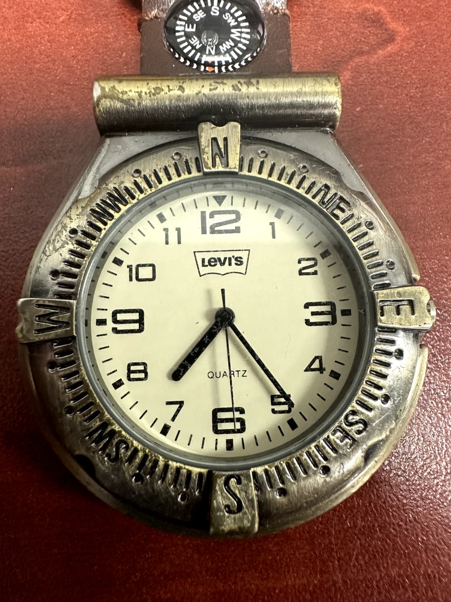 Men s Levi Strauss Hook Clip Compass Watch New Battery LEVU3075