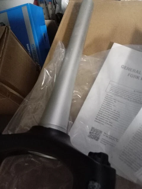 forcella nuova suntour 29 perno passante non boost 15x100 xcr 32 a molla no aria - Immagine 3 di 4