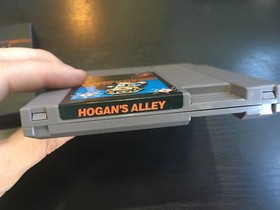 HOGAN'S ALLEY NINTENDO ENTERTAINMENT SYSTEM 1985 NES 