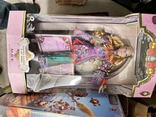 Disney Store Alice in Wonderland Limited Edition Doll 1 of 4000