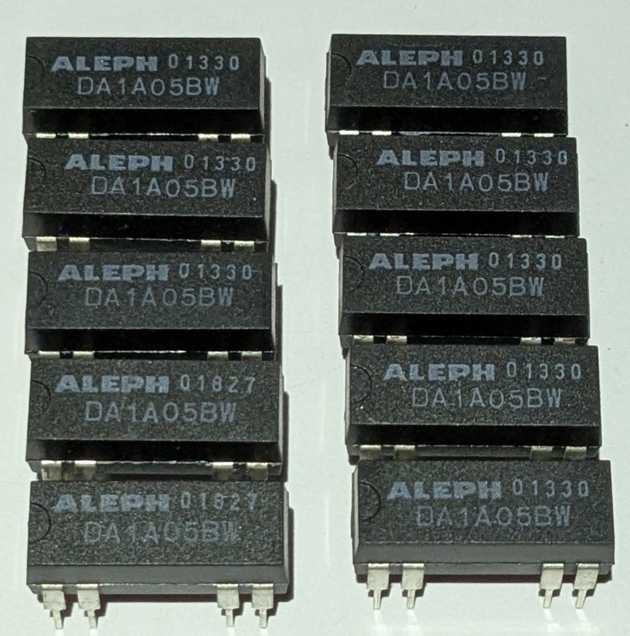 10 X Aleph 5V Coil 0.5 Amp Relay Rated at 200 VDC - Small 5 V PC Mount DIP Relay