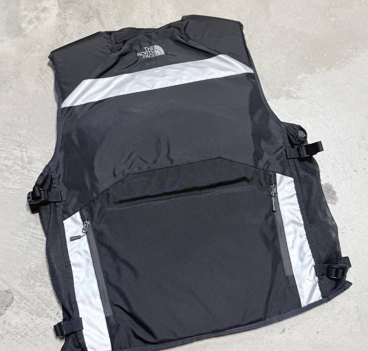 North Face Powder Guide Manatce Vest Full Zip Padded Ski Tactical Size Medium image 2