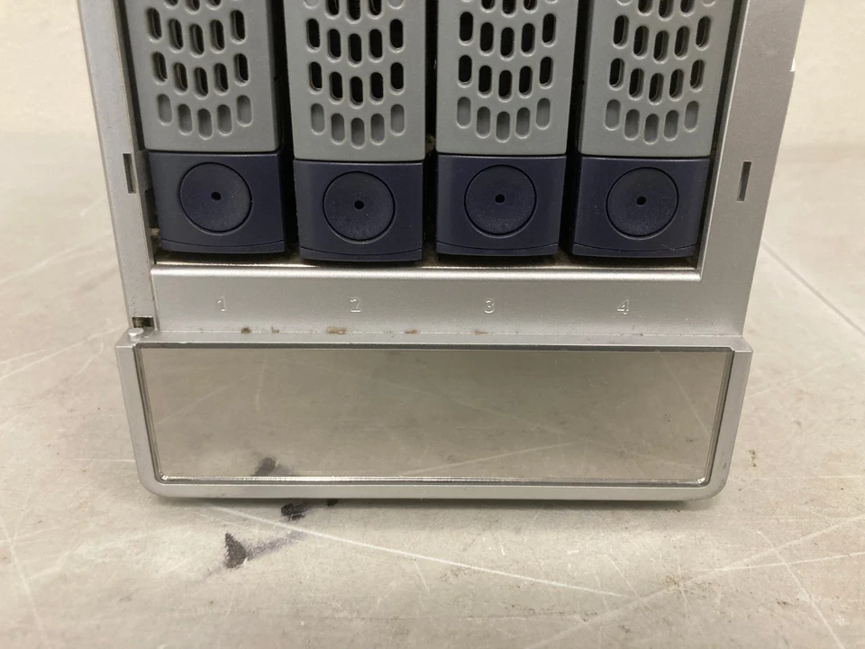 Netgear ReadyNAS NV+ RNV2-S2-0000 Network Storage Enclosure 3-Bay NAS - Image 4 of 4