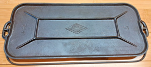 Griswold's ERIE Diamond LOGO No. 7 Cast Iron Griddle w Bail Handle Model 744 HTF