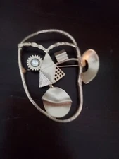 Vintage BIG Brutalist Face Brooch Statement Piece - Gold Tone