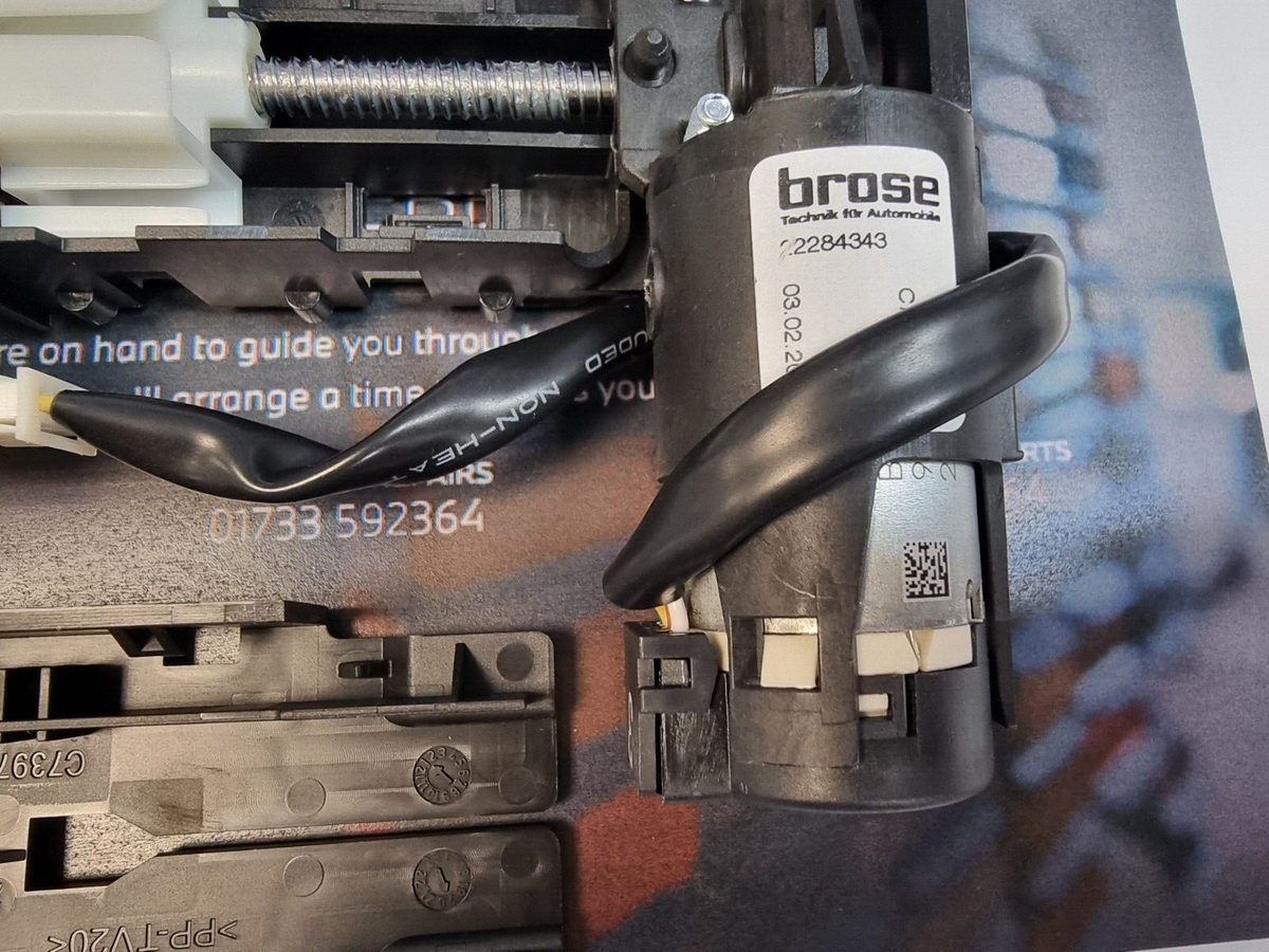 NEW BMW X7 G07 3RD ROW REAR SEAT FOLDING BACKREST ACTUATOR