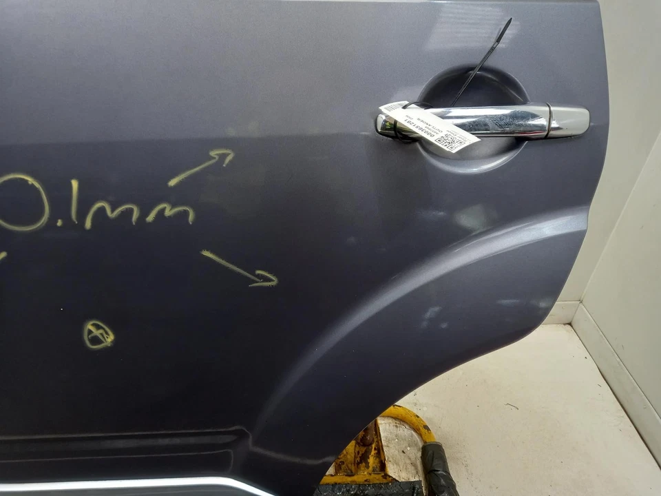 MITSUBISHI OUTLANDER Left Rear Door N/S 2007-2013 A39A 5 Door Estate  - Image 4 of 4
