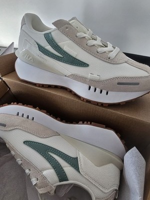 Fila Levonte Turnschuhe Junior junge Damen Trianers Damenschuhe Größe 5 UK