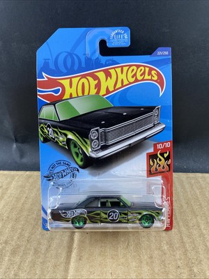 Hot Wheels Hw Flames  65 Ford Galaxie 10/10 1:64, COMB SHIP $1