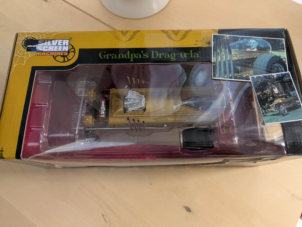  1:18 Auto World Diecast Munsters Grandpa's Drag-U-La Custom  - Image 4 of 4