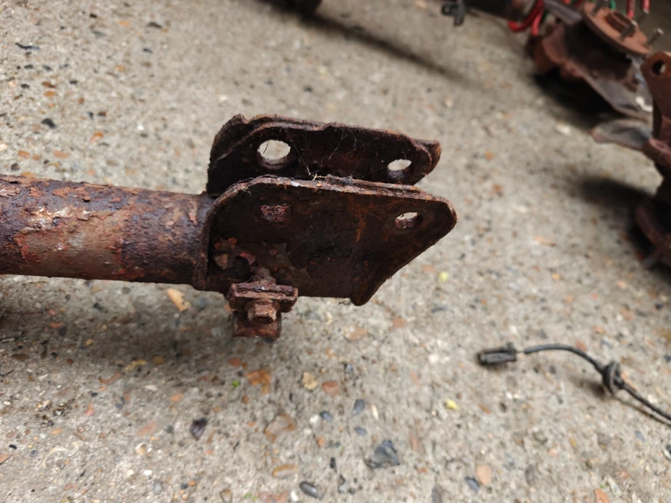 Amortiguador amortiguador delantero derecho O/S Subaru Impreza WRX STi 1993-2001 Foto 3 de 4