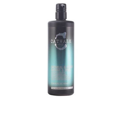TIGI Catwalk Oatmeal und Honey nährendes Shampoo für geschädigtes Haar, 750 ml
