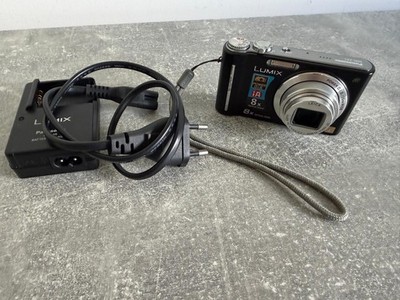 Panasonic LUMIX DMC-ZX1 12.1MP Digitalkamera - Schwarz - Funktionsfähig!