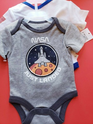 UNISEX INFANT YOUNG & AWESOME NASA JUST LANDED 0-3 MONTHS 2 PACK BODYSUIT NWT