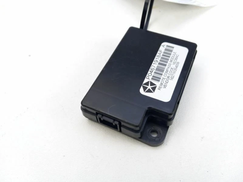 Dodge Grand Caravan 2008 módulo de brújula remota Foto 3 de 4