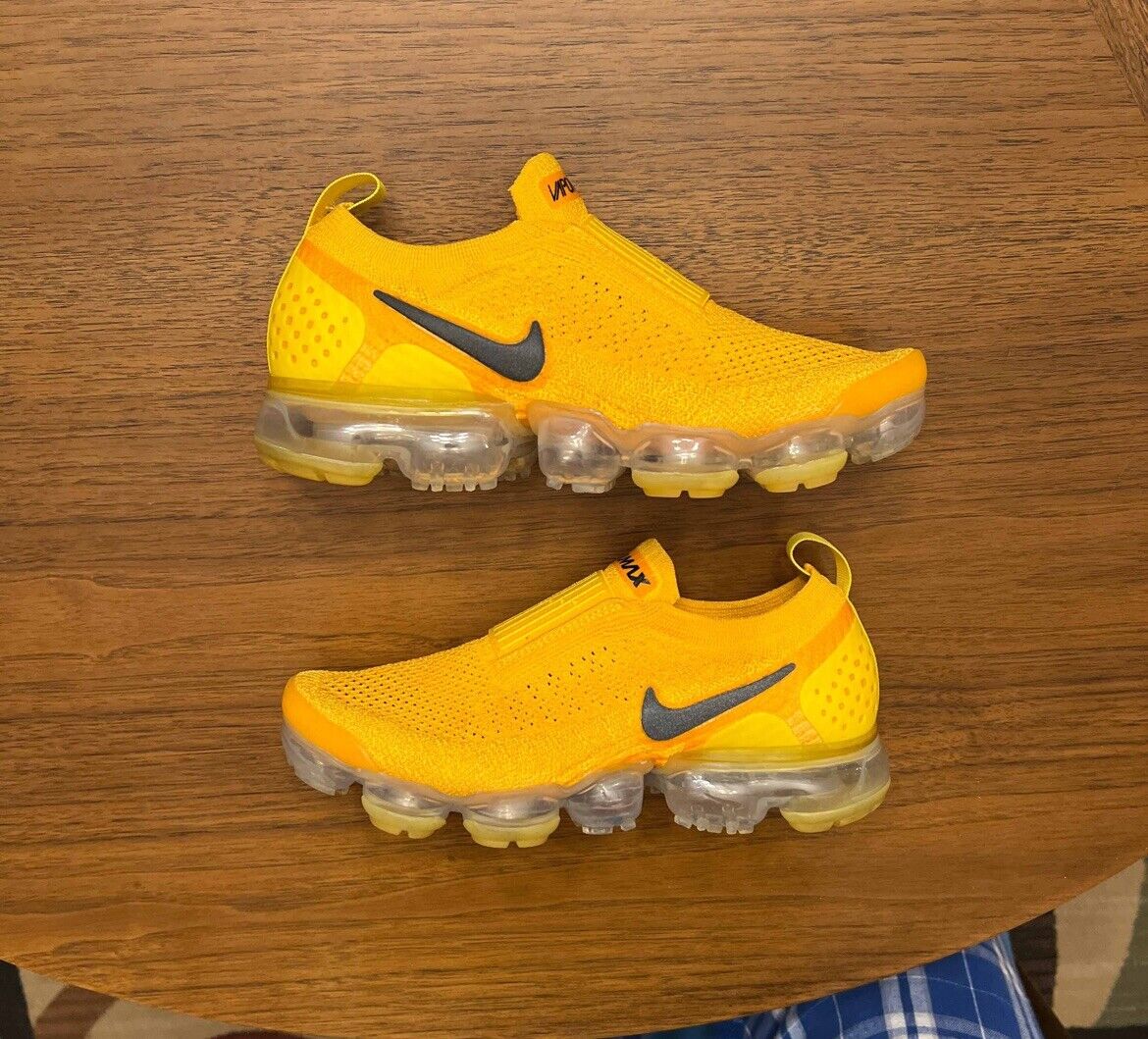 Nike Air Vapormax Flyknit Moc 2 University Gold Black AJ6599 Nike Air Vapormax Flyknit Moc 2 University Gold Black AJ6599