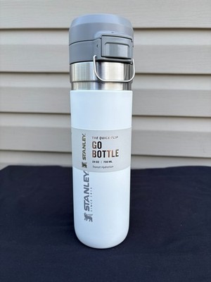 NEW STANLEY THE QUICK FLIP STAINLESS STEEL INSULATED GO BOTTLE POLAR WHITE 24oz