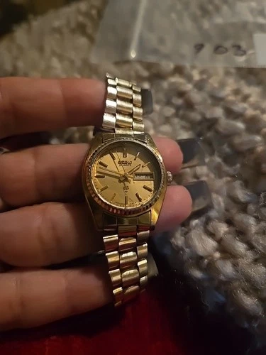 Vintage Small Seiko Day/Date Gold Tone Working Water-resistant Watch 181574 #903