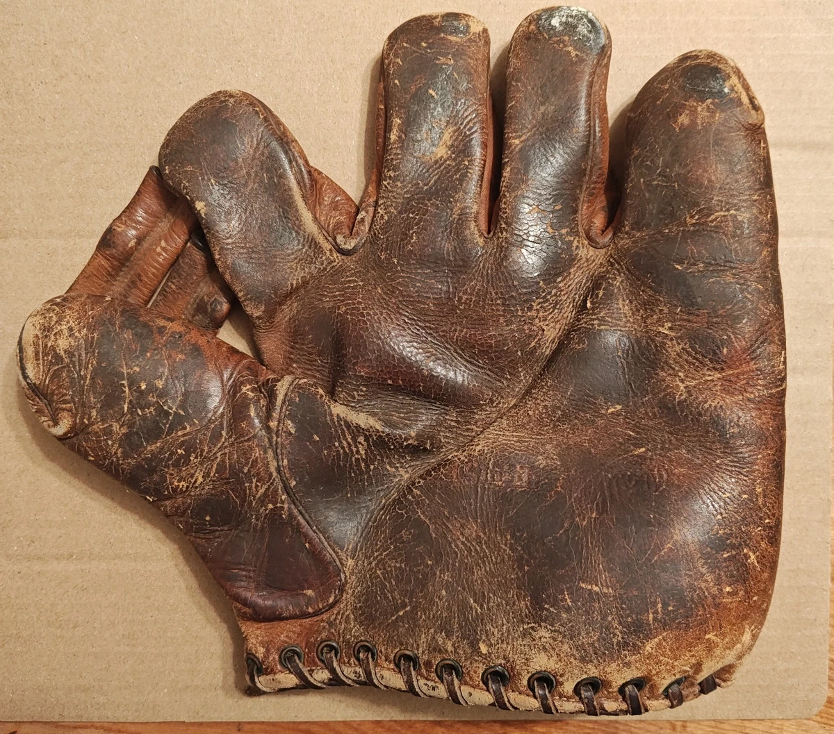 Joe DiMaggio Original Vintage Baseball Gloves for sale | eBay