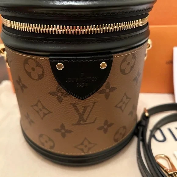 Louis Vuitton Reverse Monogram reverse Monogram c… - image 7