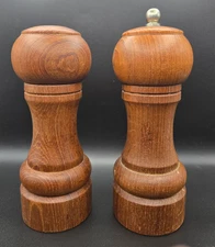 Vintage Wooden Salt & Pepper Shaker/Mill/Grinder 6” Tall