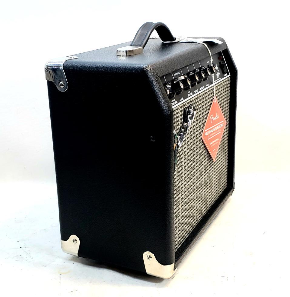 FENDER ELECTRIC GUITAR AMP 20 WATT FRONTMAN 20G (CMP090689) eBay