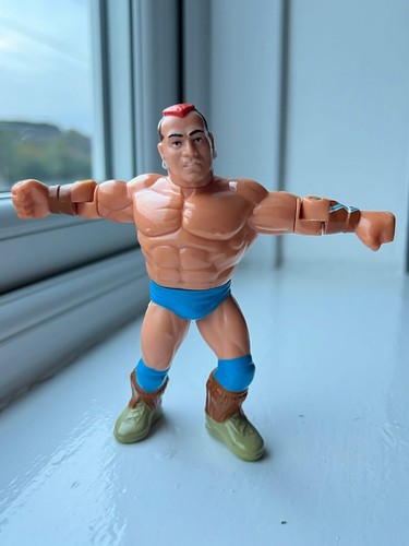 WWF WWE Hasbro Wrestling Figure. Series 6: Tatanka...
