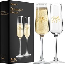 PARACITY Mr and Mrs Wedding Champagne Flutes Set of 2, Bride Groom Clear