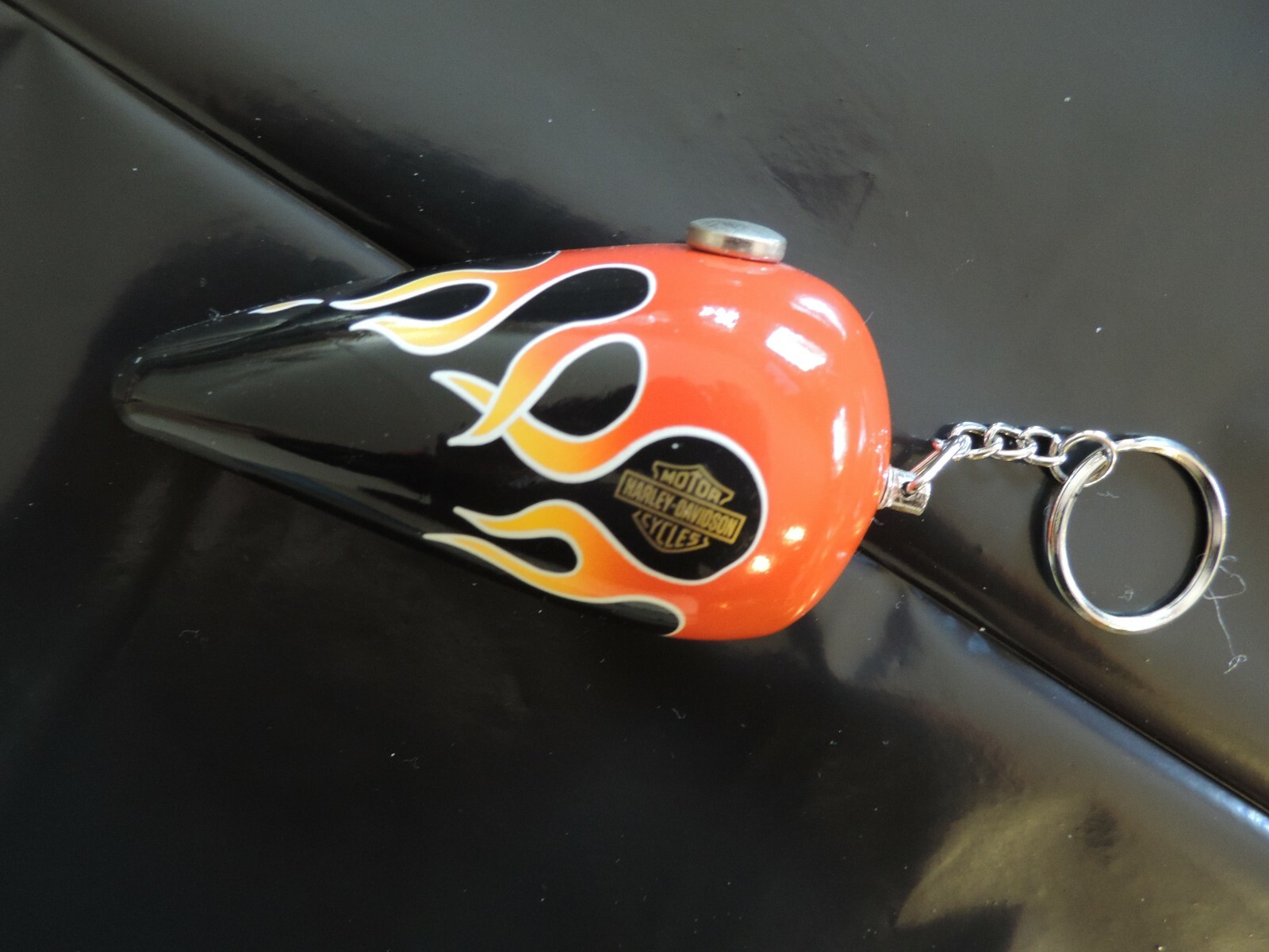 HARLEY DAVIDSON SOFTAIL GAS TANK KEY CHAIN SPECIAL EDITION KEYCHAIN