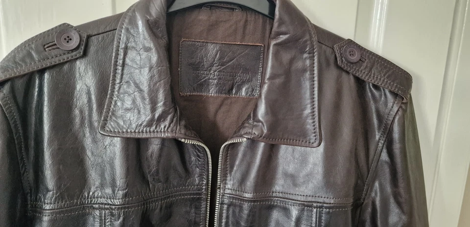 ROCHA JOHN ROCHA dark brown zip up leather jacket, size XL - Image 2 of 4