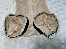 NEW Victoria's Secret Beige w/Black Trim 36C Sexy Little Things Corset Lingerie