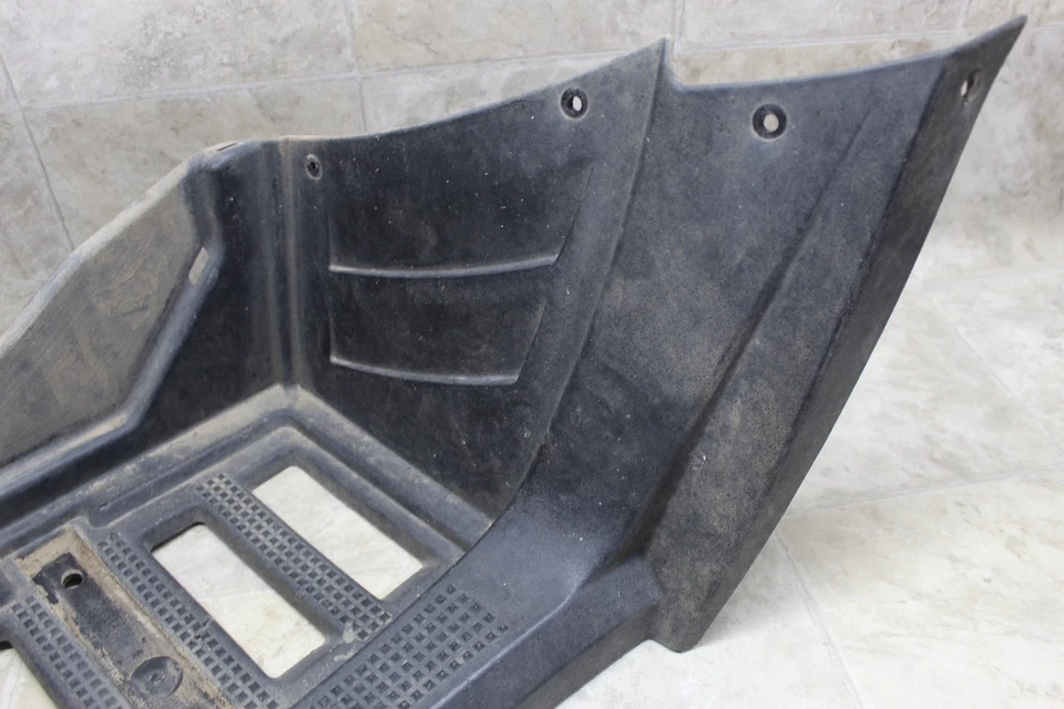 Protector contra salpicaduras de barro izquierdo Arctic Cat 450 4x4 OEM 10-12 pozo para pies 2516-385 Foto 4 de 4